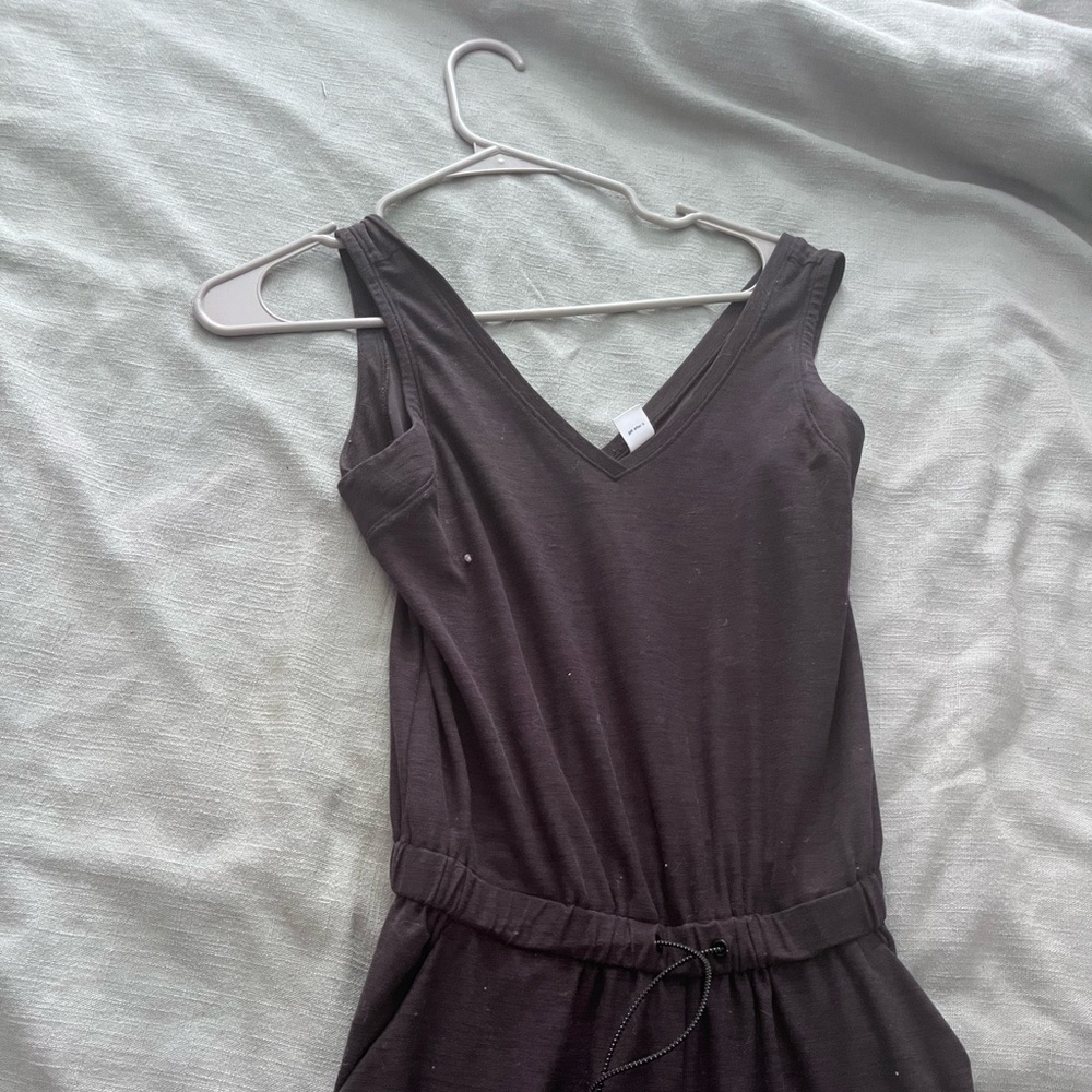 Old Navy Sleeveless V-Neck Jumpsuit dark grey heather